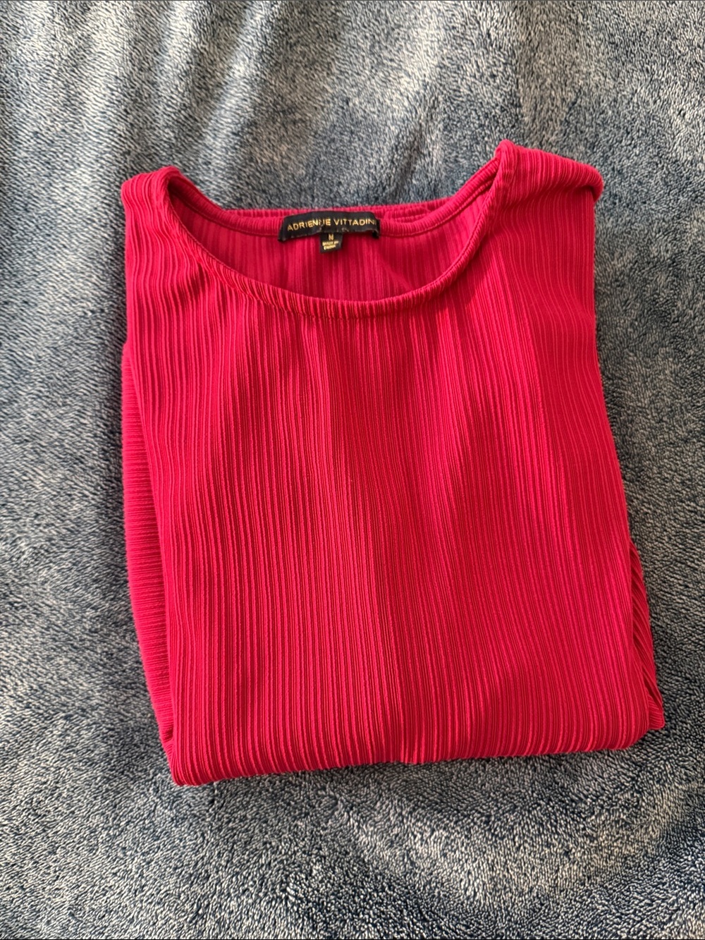 Adrienne Vittadini Pleated Knit Crewneck Sweater Size M | Raspberry | Balloon Sl - Picture 8 of 8